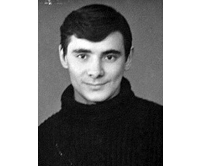 Александр Панкратов-Черный в юности. 