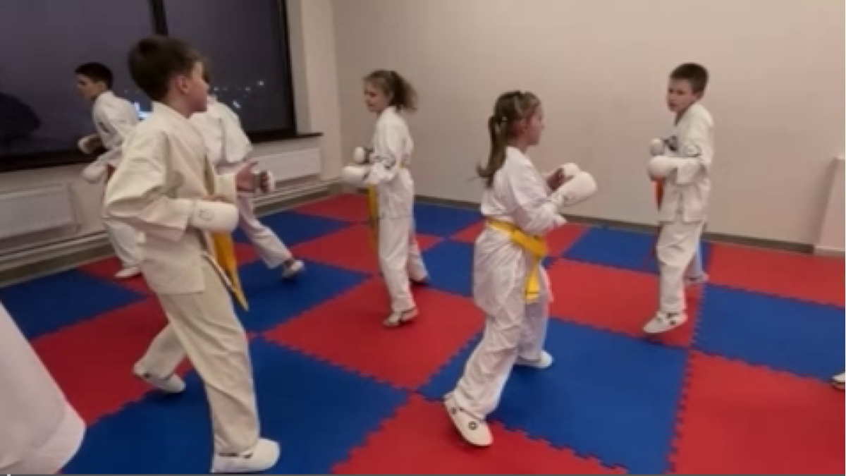    Юные куряне-каратисты вернулись с Первенства России в Чебоксарах