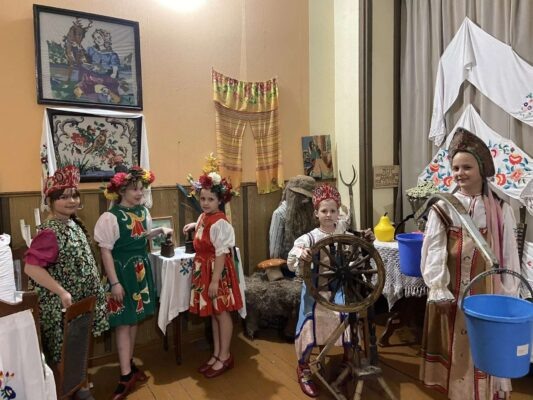 Листайте вправо, чтобы увидеть больше изображений