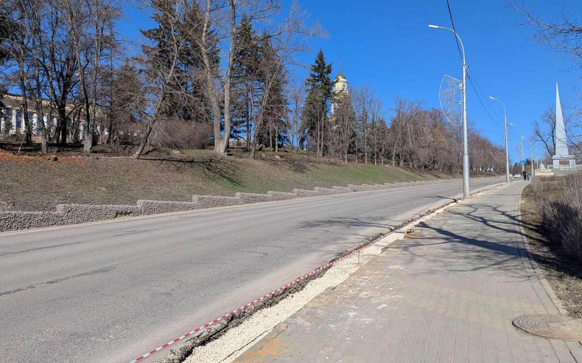    За ремонт Петровского спуска в Липецке взялся местный подрядчик Фото автора