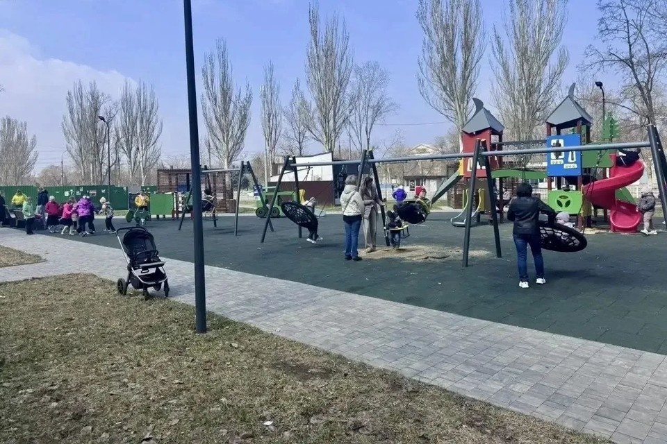    В сквере появятся зоны отдыха, навесы и качели, детская площадка, будет обустроена парковка. Фото: t.me/dmilyaev