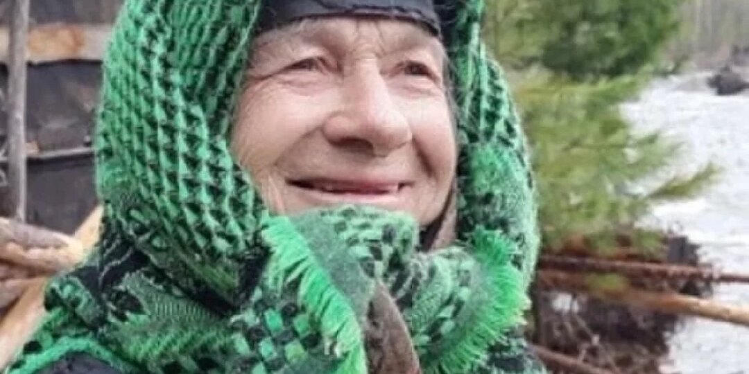 Молится в одиночестве. Агафья Лыкова ждет гостей на свой день рождения