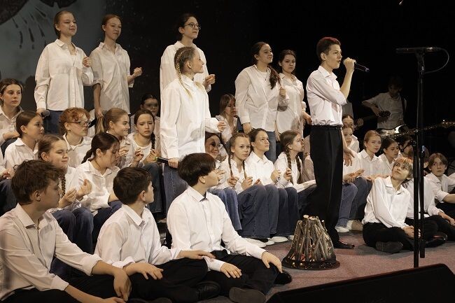    Юные артисты из Свердловской области представили спектакль в Музее Победы в Москве