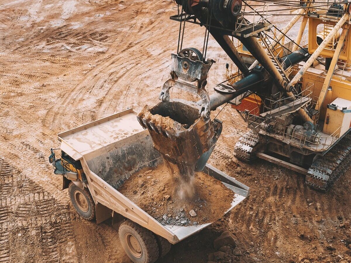    добыча руды© Полюс