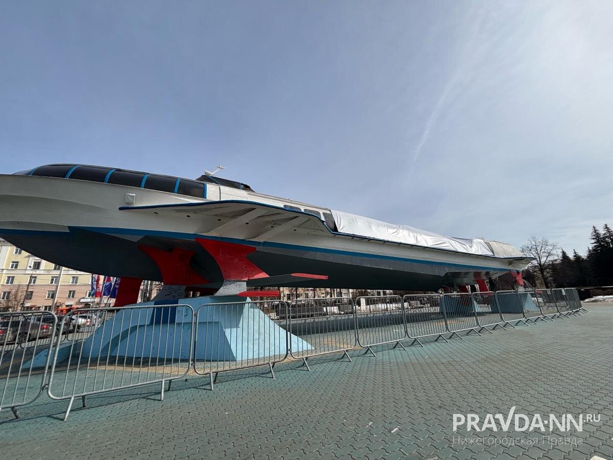    Сейчас объект накрыт полотном и огорожен