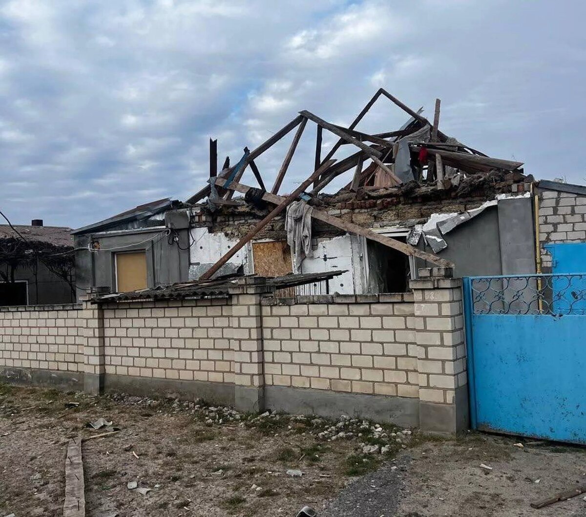 Фотодоказательства преступлений ВСУ против гражданского населения с 23 по 29 марта 2026 года © Photo : Телеграм-канал посла по особым поручениям МИД РФ Родиона Мирошника