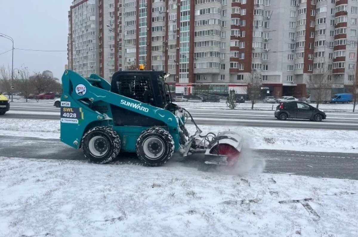    Жители Тюмени пожаловались на уборку снега с улиц более 4 тысяч раз