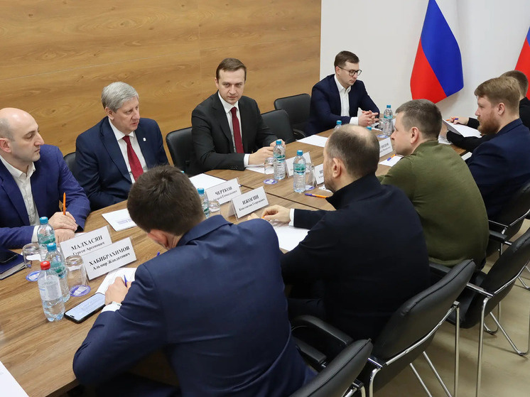     фото: председатель правительства днр андрей чертков, тг-канал