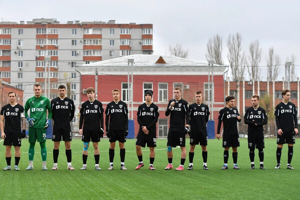 ФК «Заря» Луганск   📷