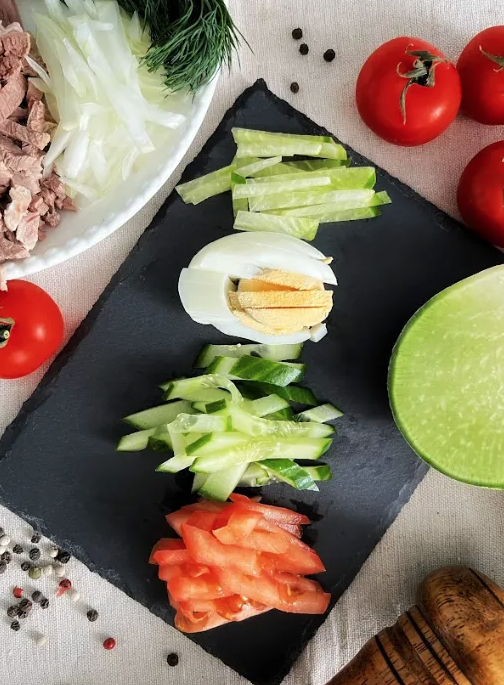    "Все ингредиенты нужно нарезать одинаково. ФОТО автора"