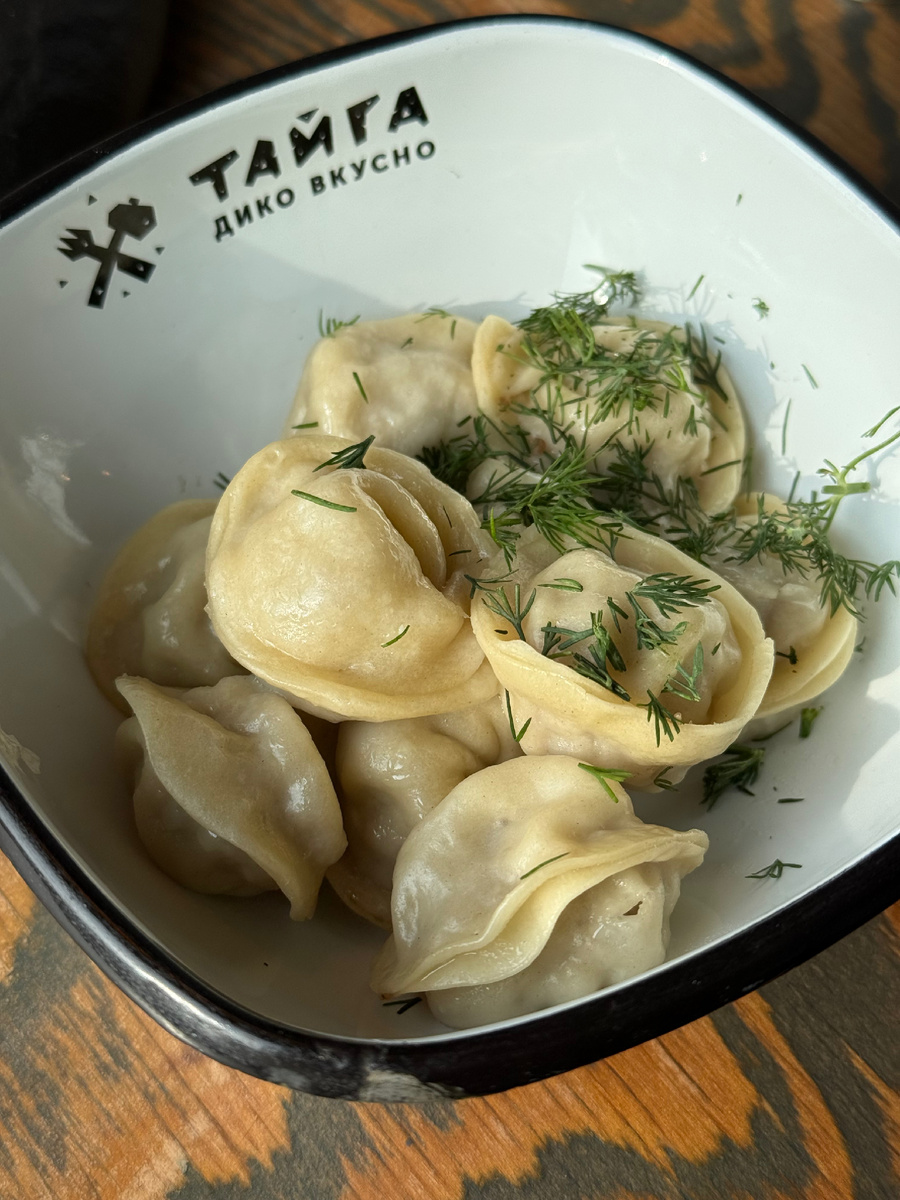 Пельмени в ресторане Тайга