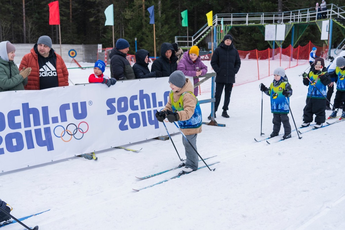    В Ханты-Мансийском районе прошли традиционные лыжные соревнования «Гонка героев»