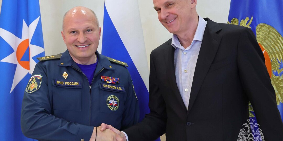 Главы МЧС России и Магаданской области обсудили готовность сил и средств региона к паводкам