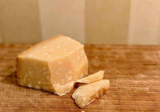 Вот он, красавец пармезан / Фото автора