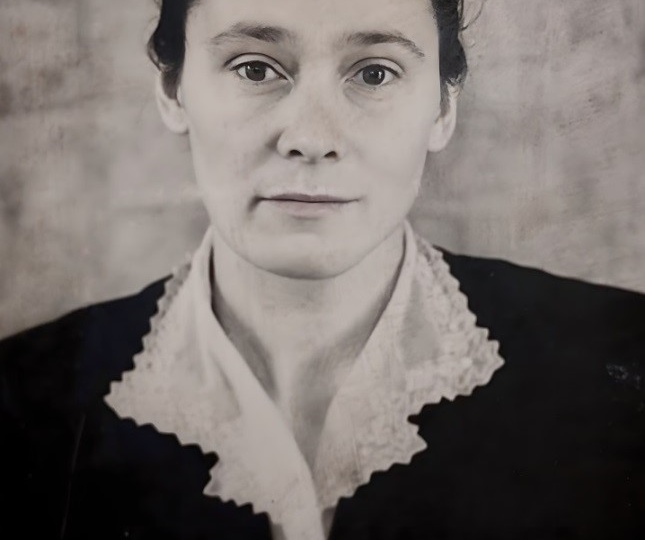 За колючей проволокой и в огне: истории женщин, прошедших через Чернянский концлагерь и ставших свидетелями трагедии в Гусёк-Погореловке