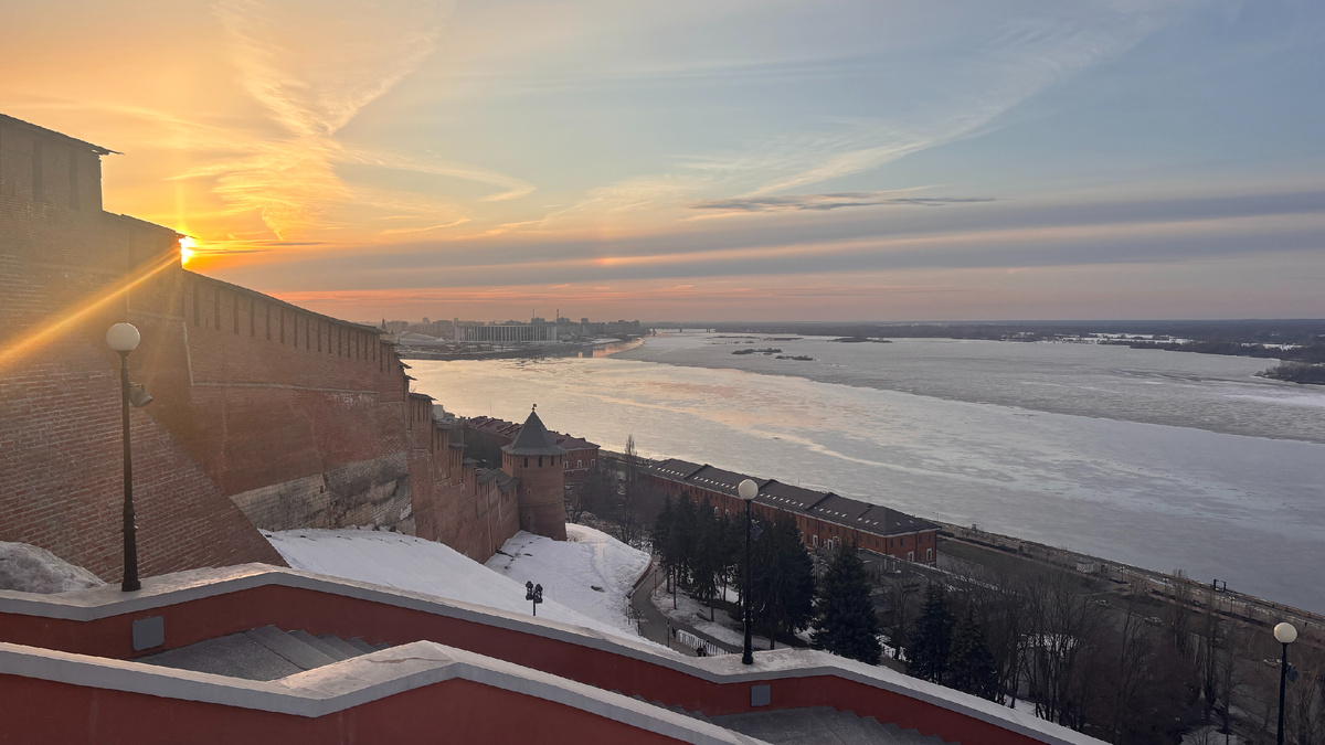 Закат с Чкаловской лестницы