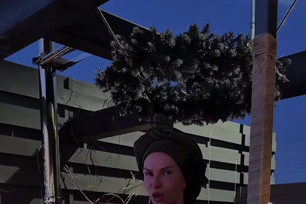 bledans/Instagram    📷