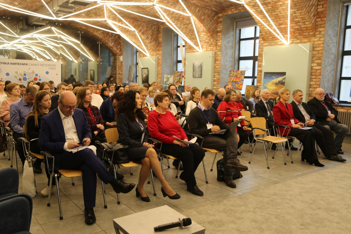    Фото: https://www.gov.spb.ru/press/governor/313651/