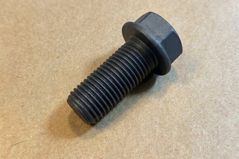 Смазка с дисульфидом молибдена MODENGY 1002 на резьбовом болте