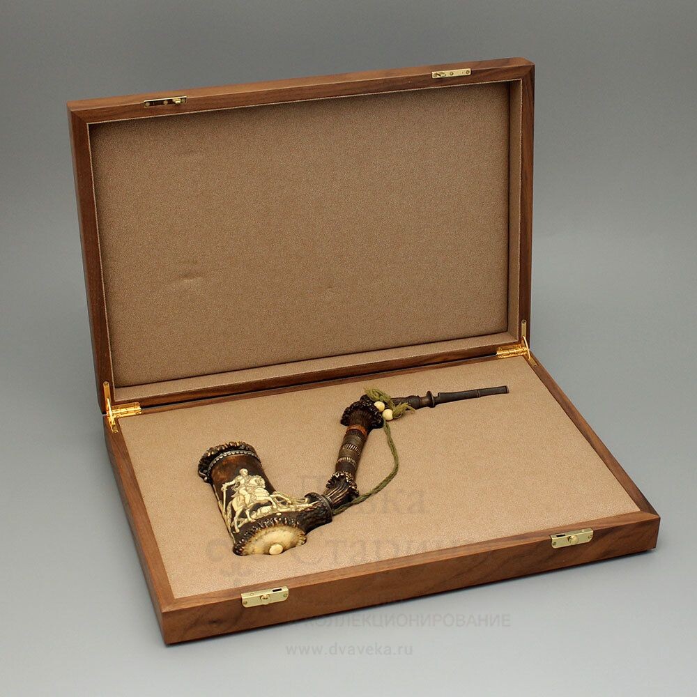 Антикварная курительная трубка, рог, кость, Франция, 1806-1810 гг. Фото с нашего сайта dvaveka.ru