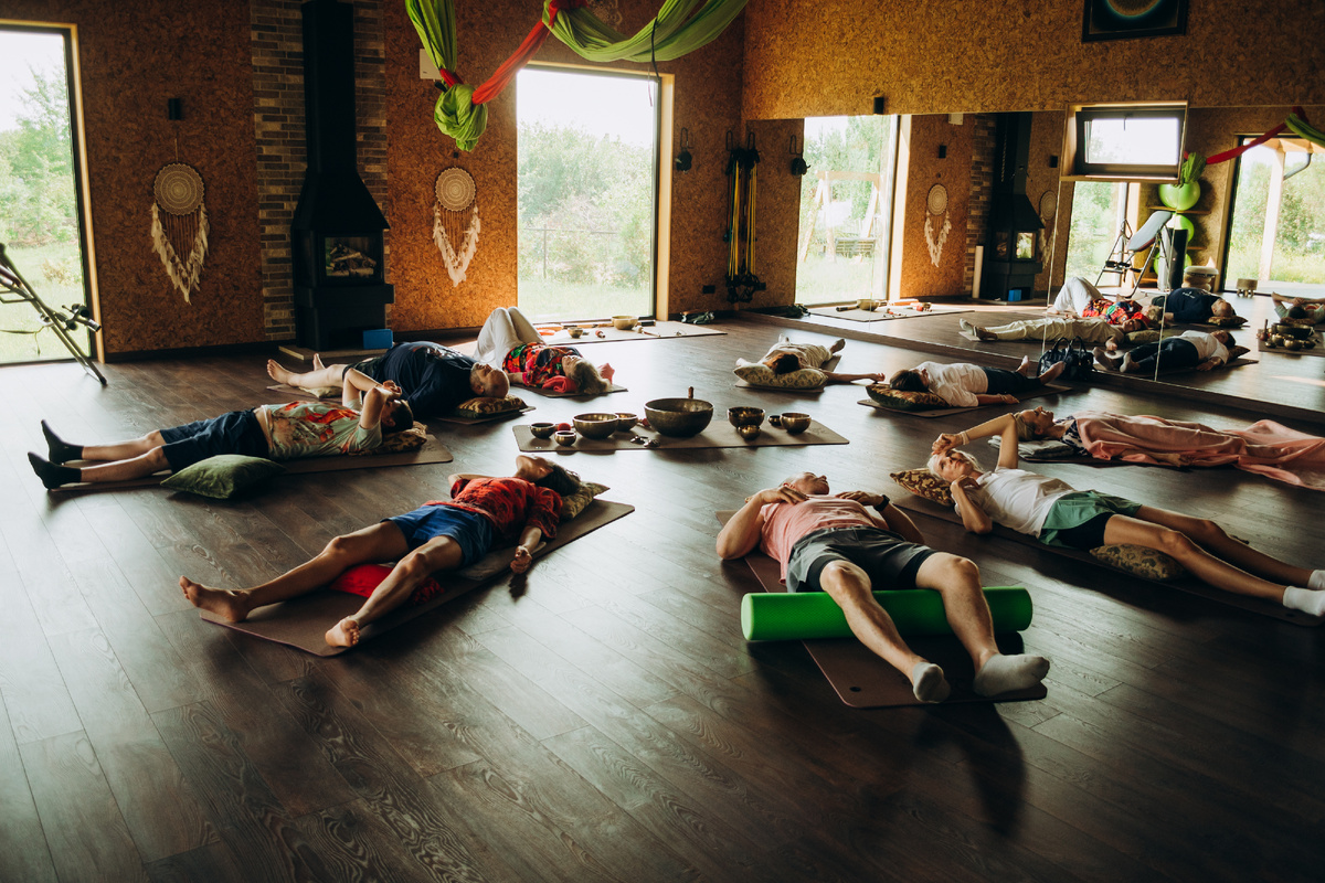 Телесные практики в ретрит пространстве Шавасана