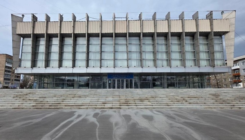    Луганский академический русский драматический театр имени Павла Луспекаева Марина МАШЕВСКИ