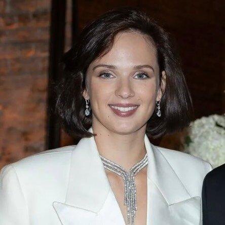    Избранницей бизнесмена стала 27-летняя Алена ИвановаСоцсети