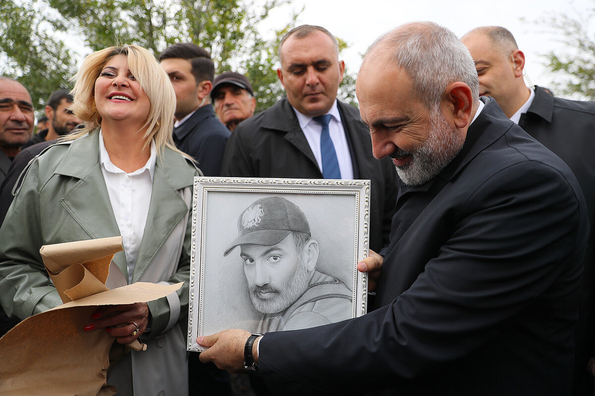    Свой ядерный электорат Пашинян очень хорошо знает и чувствует. Фото: сайт Премьер-министра Республики Армения.