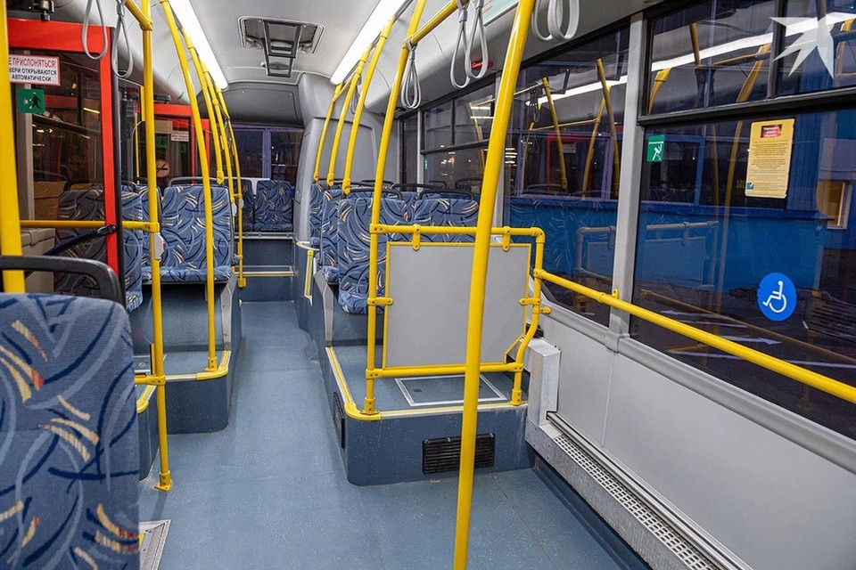    Адвокат сказала, должны ли белорусы снимать рюкзаки в транспорте. Снимок носит иллюстративный характер. Михаил ФРОЛОВ