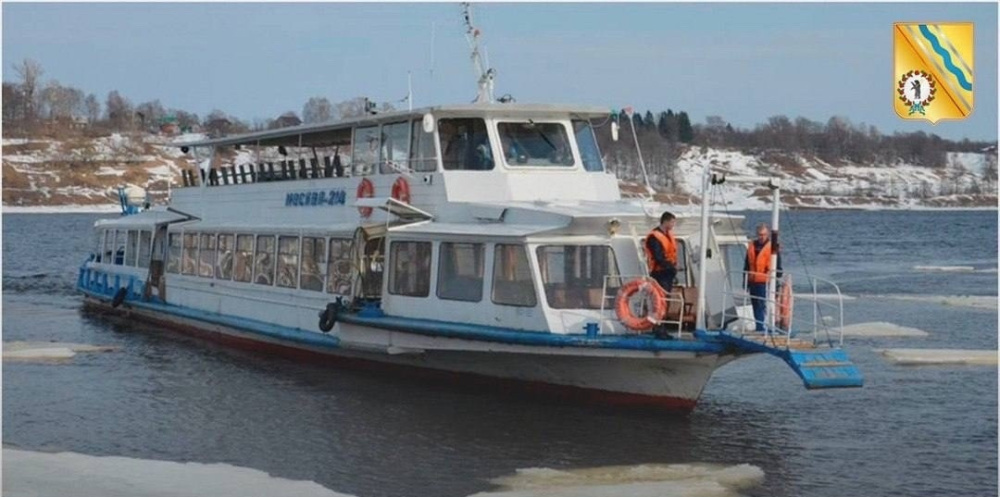 В Тутаеве начал работу речной трамвайчик