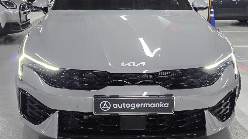 Kia K5 2026: Корейский истребитель, который переиграл время (и конкурентов)