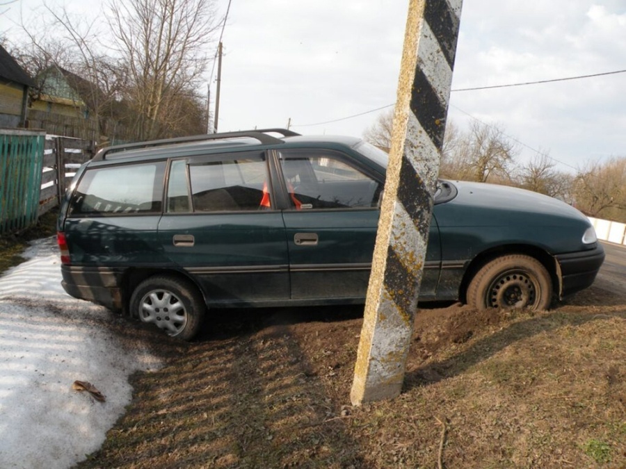     В Копыльском районе пьяный водитель угнал авто