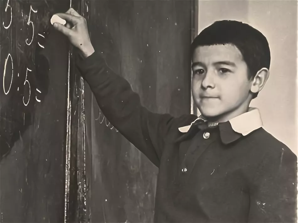 Араз в юные годы