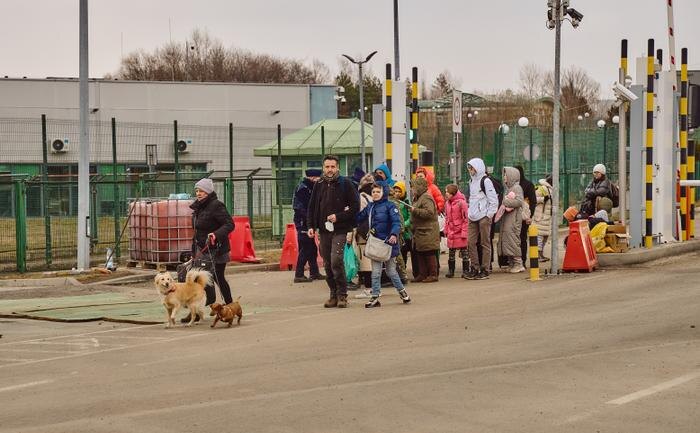 Обложка © Shutterstock / FOTODOM / virtualexploring