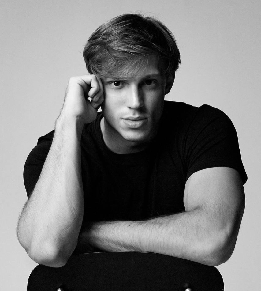 Роман Таран