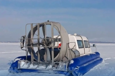    В Ханты-Мансийском районе начали курсировать суда на воздушной подушке