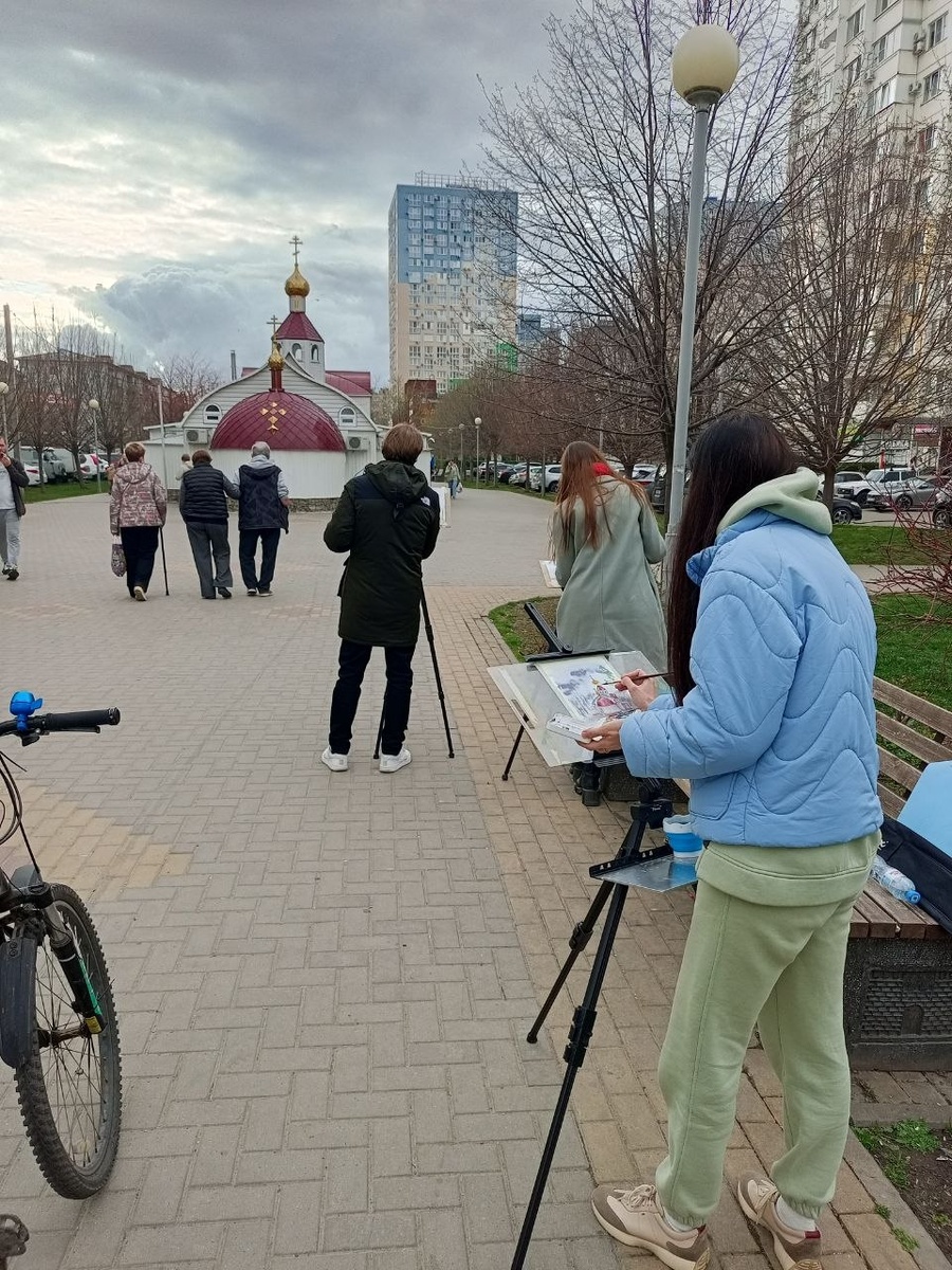 Художники за работой