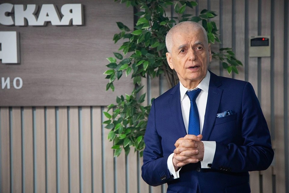    Онищенко поддержал идею о переходе к шестидневной рабочей неделе в России Оксана ЗУЙКО