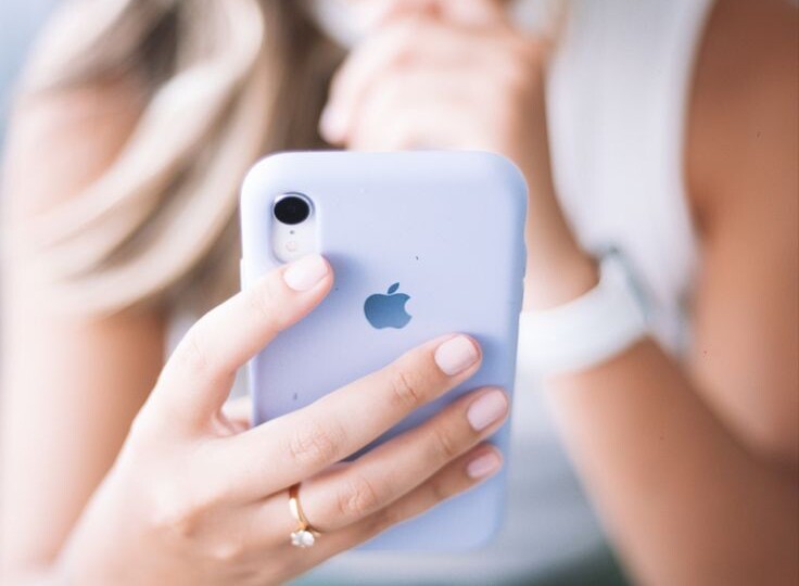 Как слежка за бывшим кормит ваше самобичевание