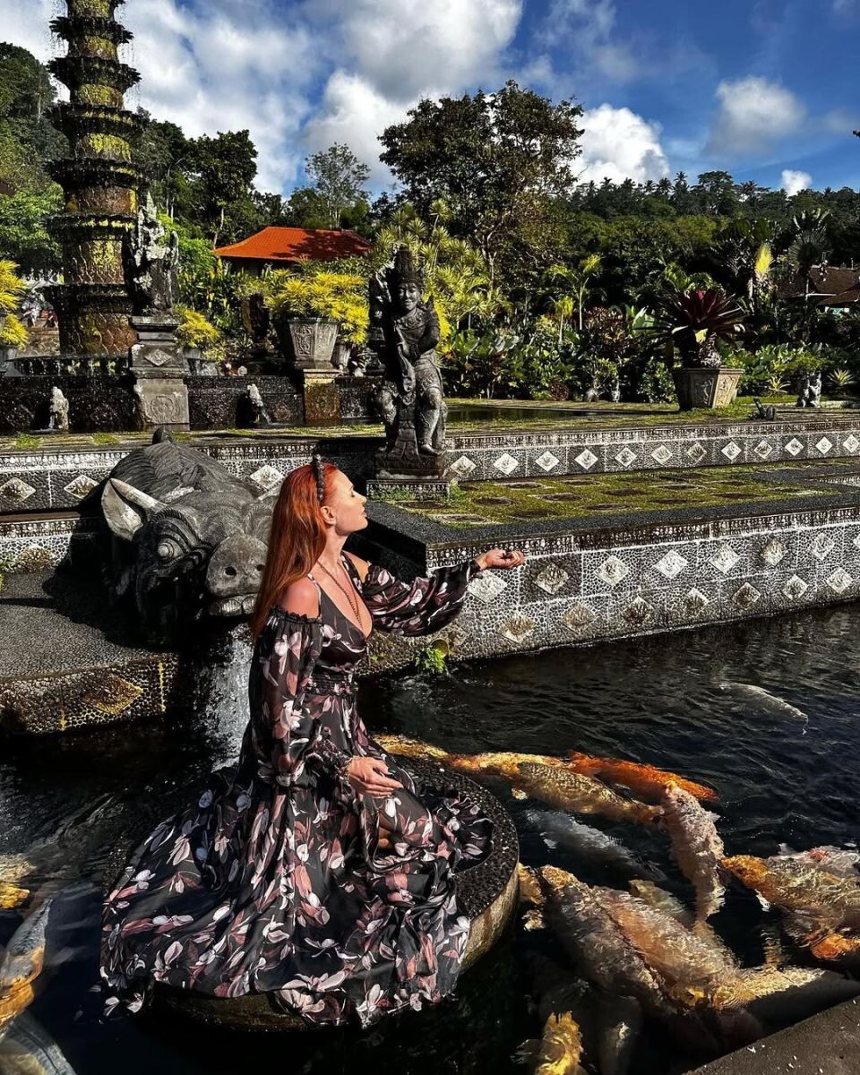    Эвелина Бледанс. Источник: @bledans*