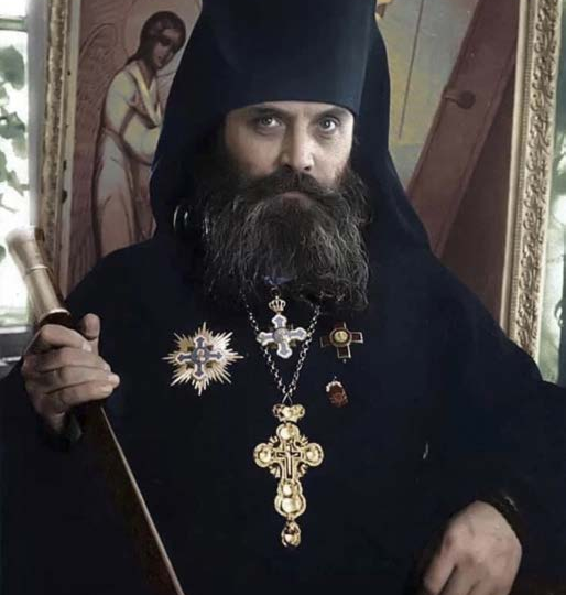 Монах, архимандрит, который не проклинал советскую власть, а благодарил