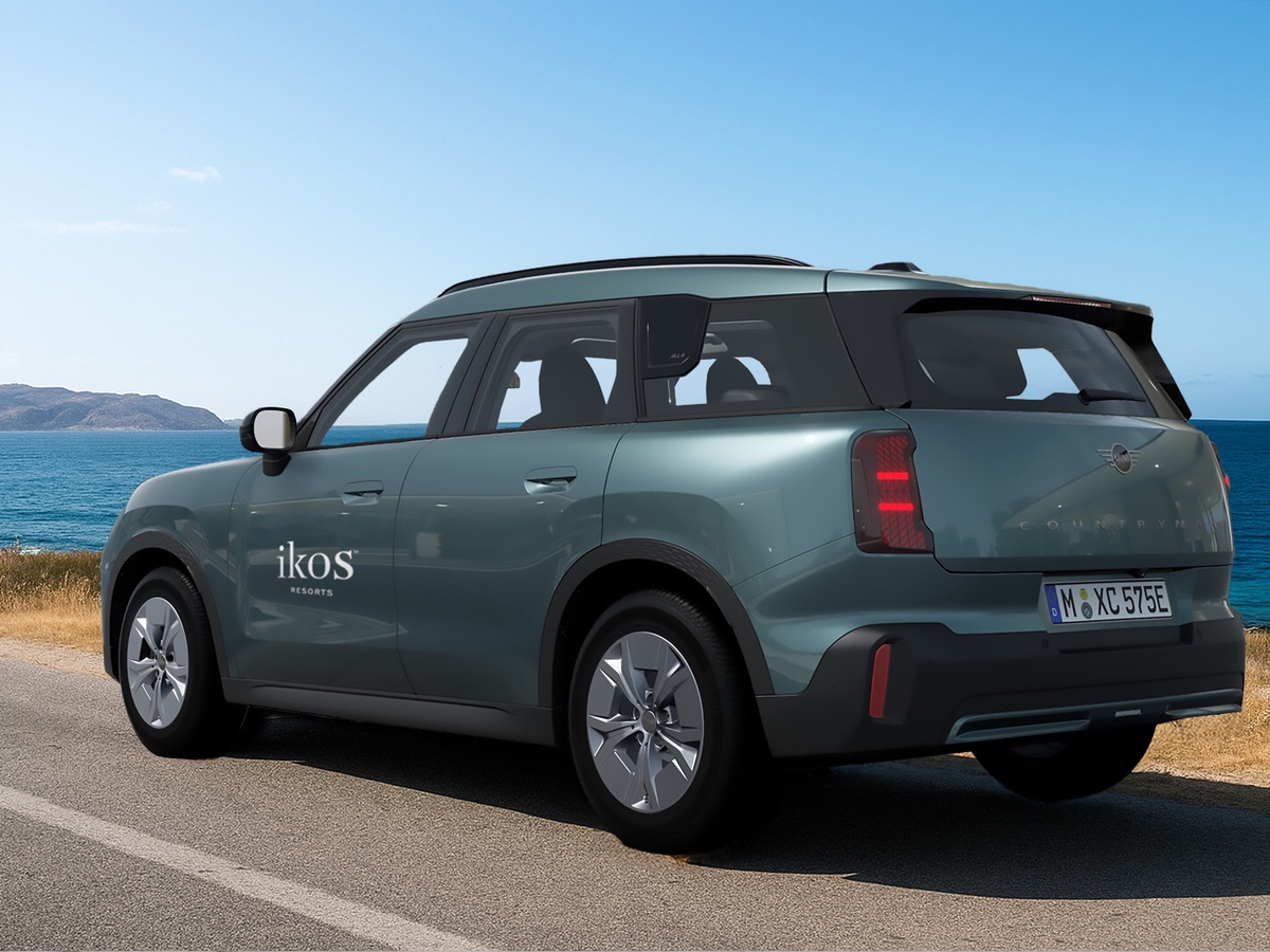    Курорты Ikos Resorts объявили о сотрудничестве с автомобильным брендом MINI (фото 1)