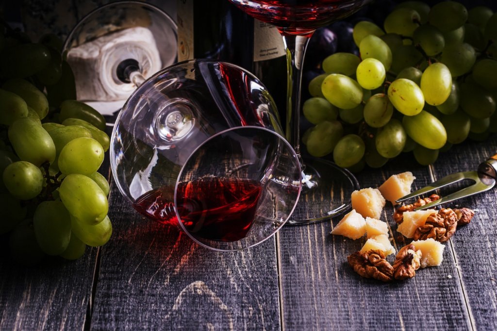 Один из самых заметных винных трендов - это приход новой аудитории