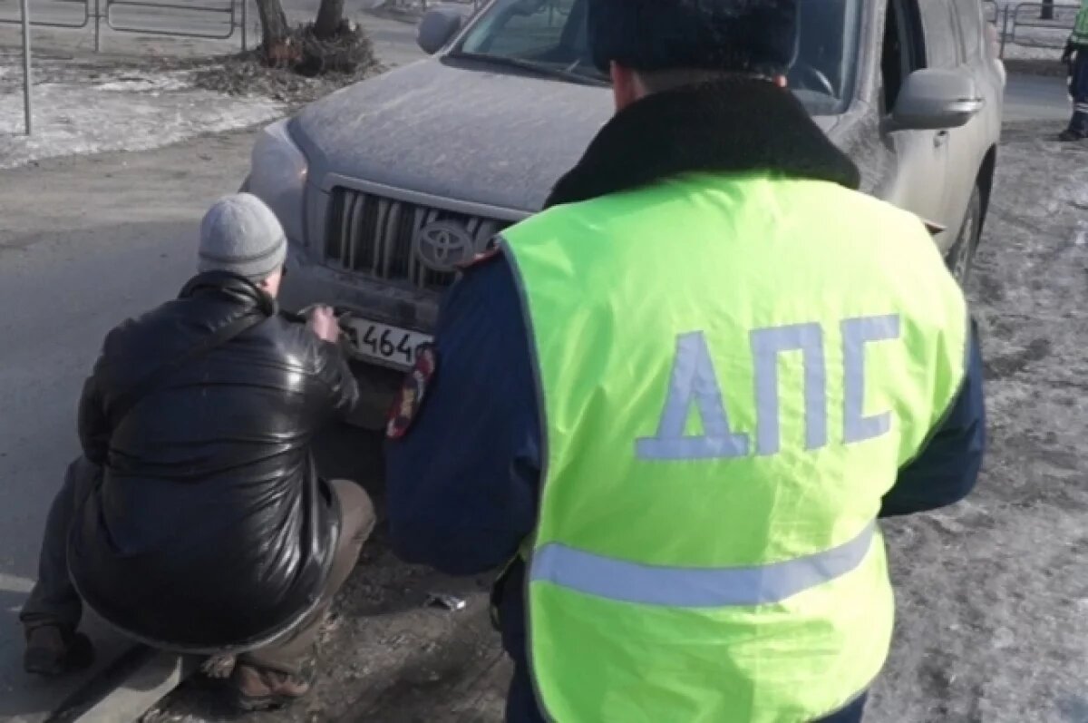    Калининградцам напомнили о штрафах за грязные номера автомобилей