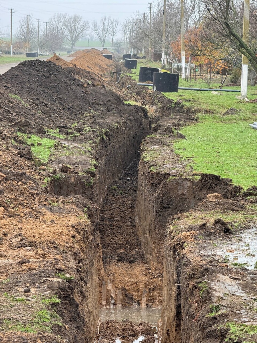    администрация Приазовского муниципального округа