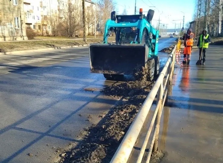 Более 4 тысяч тонн смета вывезли с улиц Петрозаводска