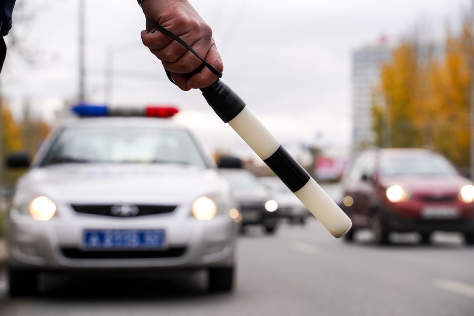    21-летний водитель Lada Granta не уступил дорогу встречному автомобилю Lada Granta серого цвета под управлением 55-летнего мужчины. Светлана МАКОВЕЕВА