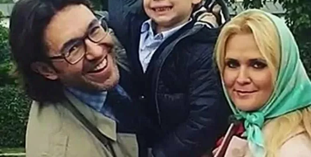 МАСКИ СОРВАНЫ! Сенсация в семье Малахова что скрывают они с женой за улыбками на публике.