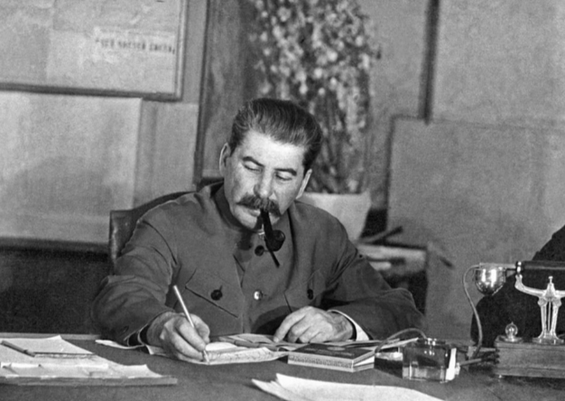 Зачем Сталин отдал Украине Донбасс