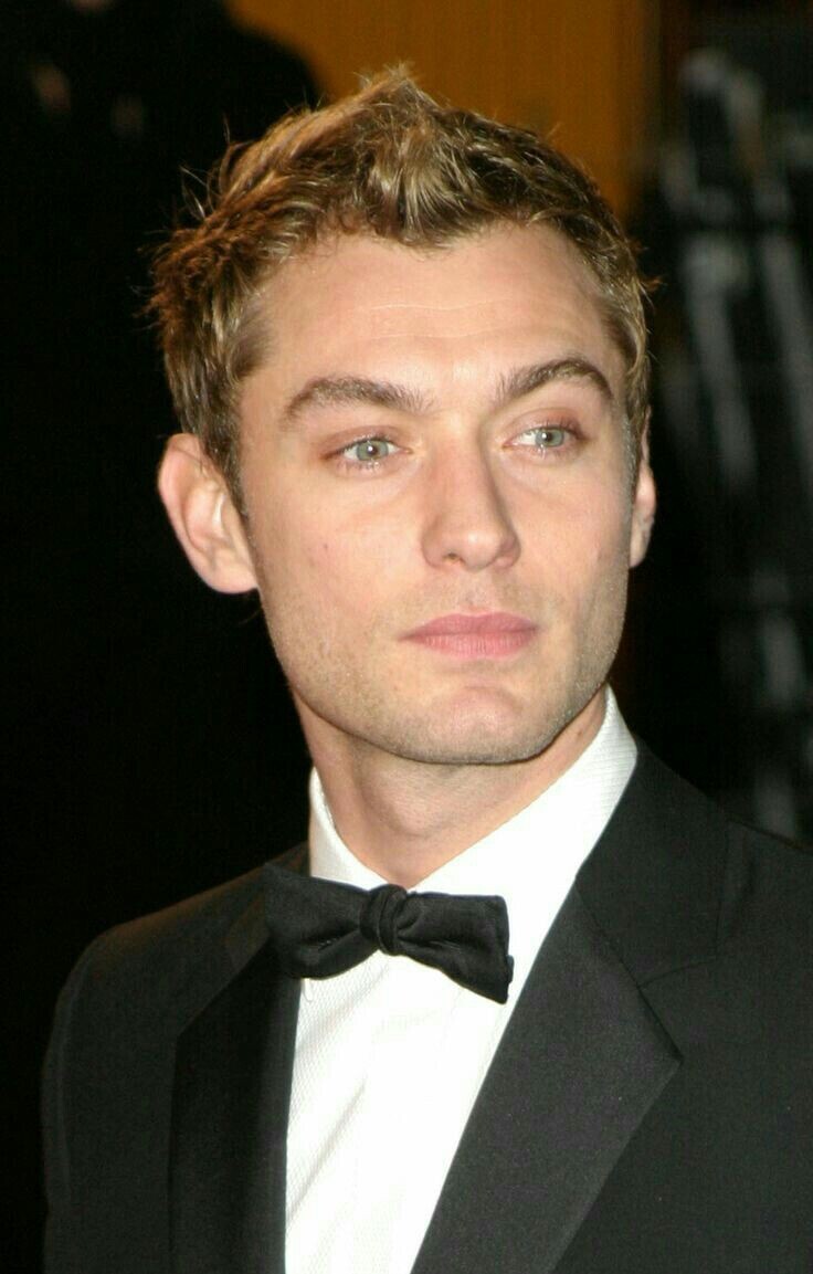 Тогда мне нравились высокие блондины